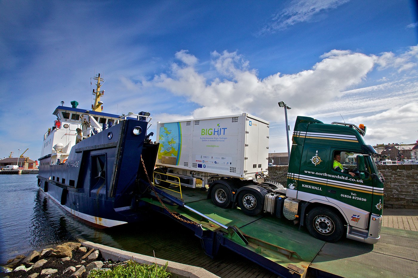 Trucks on Orkney carry hydrogen produced by wind- and tide-powered electrolysis in special lightweight high pressure cylinders, designed to adhere to the low weight limit of the island roads.