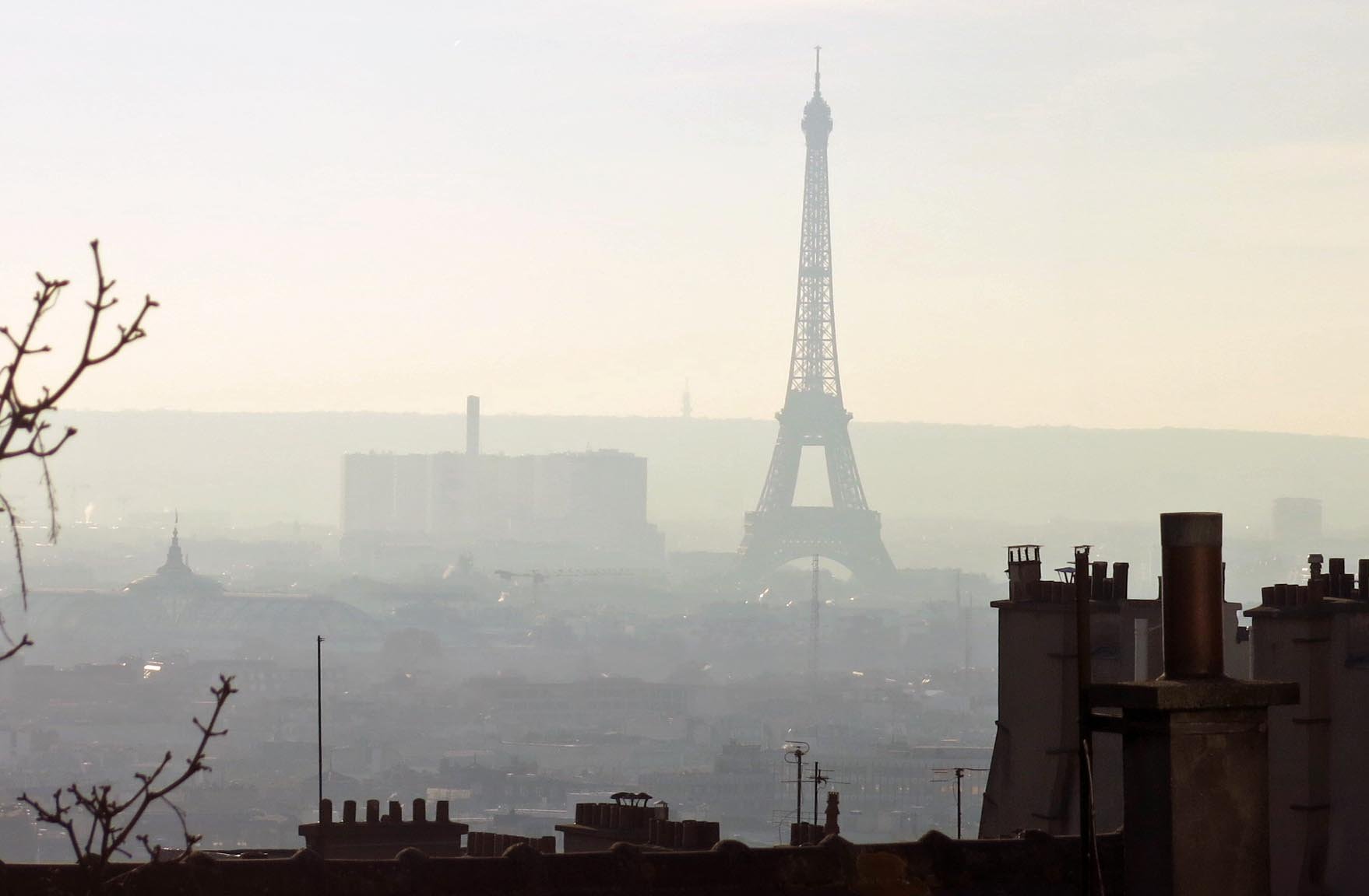 Prototype air filtering stations placed in Paris, France, helped to keep the level of particulates below World Health Organization thresholds. Image credit - Pollution event in Paris by Tangopaso and Mariordo is licensed under CC0 1.0